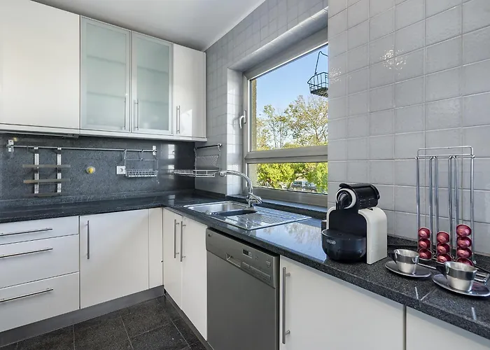 Luxury Living By The Sea Marvel